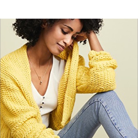 Gently used yellow FREE PEOPLE size M sweater - Picture 11 of 11